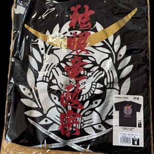 Samurai Soul Japonesque T-Shirt – Japanese Graphic Tee (Size M)